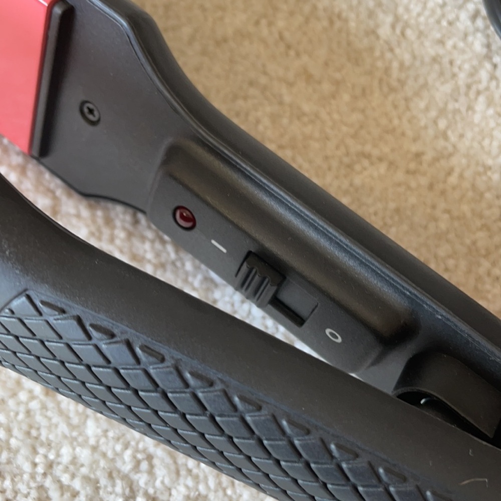 NWOB Remington flat iron hair straightener - Picture 2 of 6